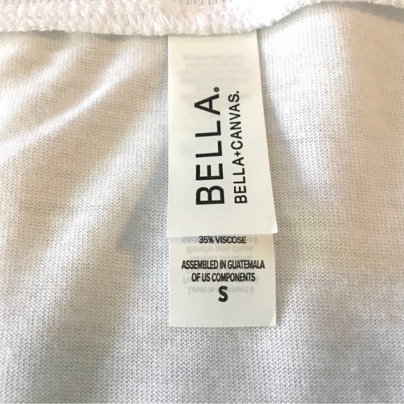 NEW WITHOUT TAG BELLA "ALPHA CHI OMICRON" FRATERNITY WHITE UNISEX T-SHIRT V-NECK - Picture 4 of 4